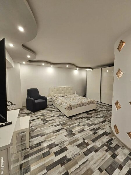 Vitan Mall, garsoniera  + loc parcare DB1533